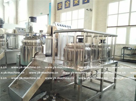 買真空均質(zhì)乳化機(jī)需要注意些什么？